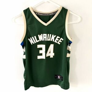 Fanatics Milwaukee Bucks Giannis Antetokounmpo Icon Jersey, Size: Youth Small